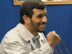 Ahmedinejad Suudileri uyardı