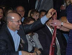 Erdoğanın bir kravatı 6 bin lira